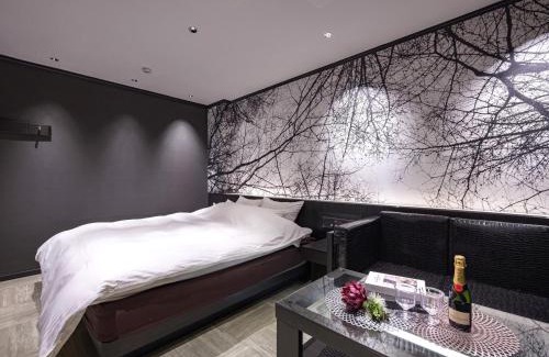 Kanie Hotel | HOTEL The KAISER -全室人工ラドン温泉-