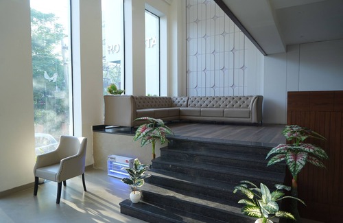 Bathinda Hotel | HOTEL THE ROYALISTA