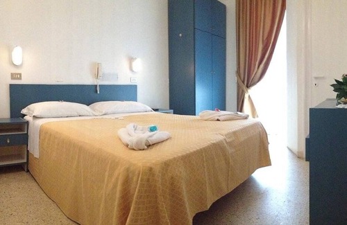 Marebello Hotel | Hotel Till