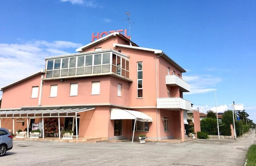 San Giorgio di Nogaro Hotel | Hotel Trieste