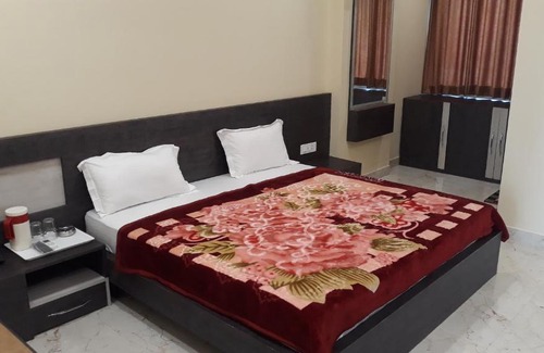 Shivpuri Hotel | Hotel uday villas
