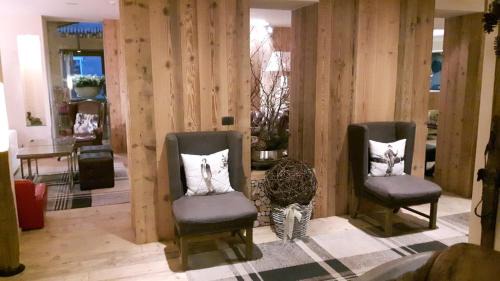 Roana Hotel | Hotel Vecchia Stazione Mountain Elegance