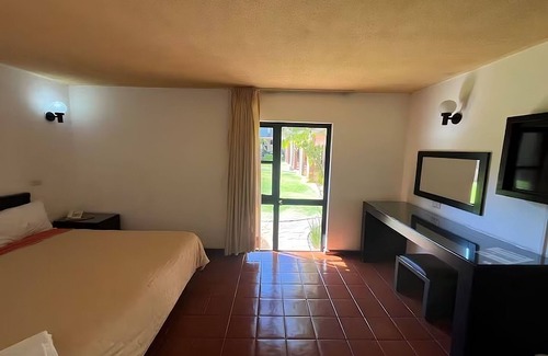 Morelia Hotel | Hotel Villa Capri, 1 cama triple 4 Huéspedes
