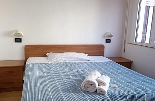 Marina Centro Hotel | HOTEL VILLA ELISA