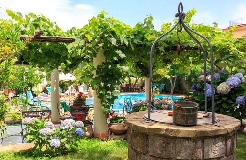 Sant'Agata sui Due Golfi Hotel | Hotel Villa Fernanda Plus