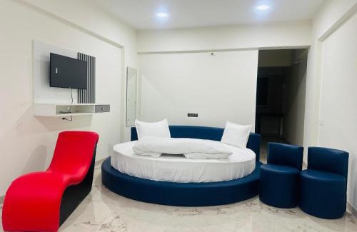 Pune Hotel | Hotel Wow Inn - Dhanori-Lohegaon Rd, Parande Nagar, Dhanori, Pune