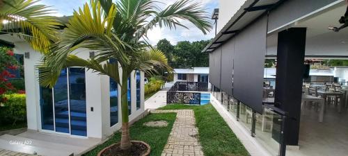 El Penol Hotel | Hotel y Cabañas Parinzzi