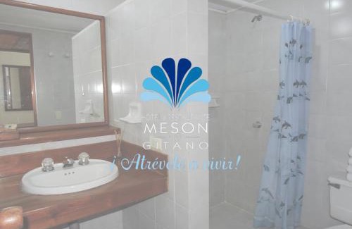 Caucasia Hotel | Hotel y Restaurante Mesón del Gitano