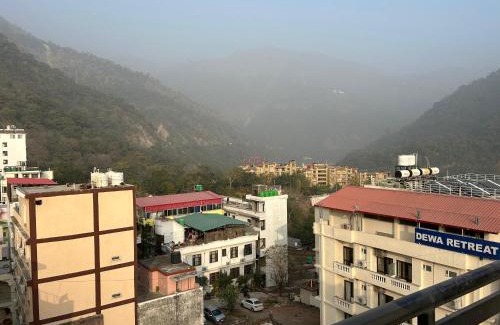 Tapovan House | Hotel Yoga Stay