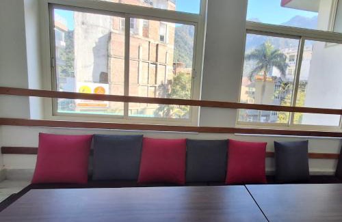 Tapovan House | Hotel Yoga Stay