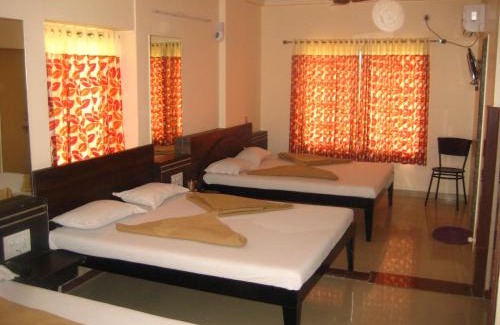 Shirdi Hotel | Hotel Yogiraj