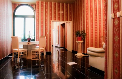 Zatec Hotel | Hotel Zlaty Lev Zatec