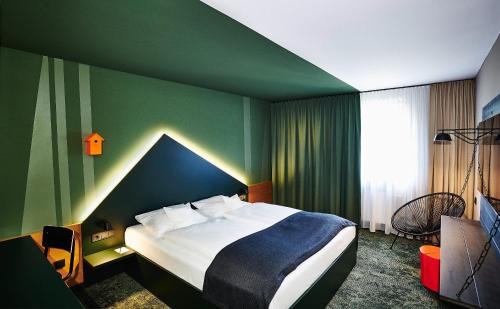 Hoehr-Grenzhausen Hotel | Hotel Zugbrücke Grenzau GmbH