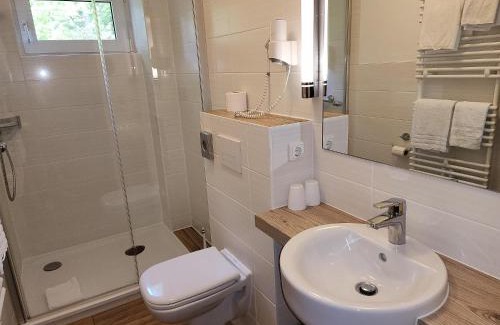 Eicklingen Hotel | Hotel Zur Erholung & Restaurant Amme's Landhaus