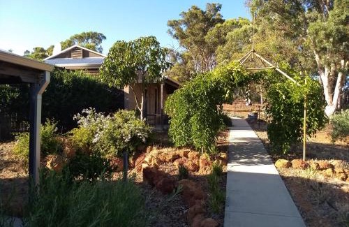 Wandering House | Hotham Ridge Estate