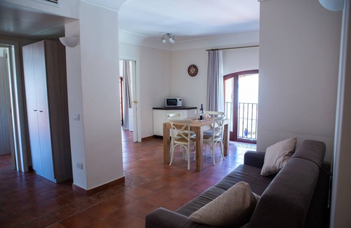 Santa Maria di Castellabate Apartment | House Tresinus-on the beach with air conditioning-CIN code IT065031C2XXXXHUCEZ8