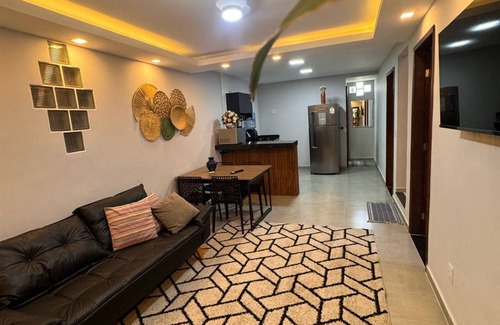 Bracui House | House 15 meters from the beach in a condominium with "feet in the sand"