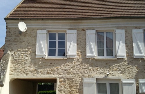 Baron House | House 3 people, 2 bedrooms in the city center. Comfort