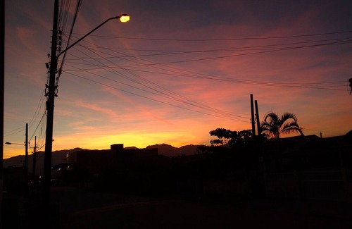 Praia do Sonho House | House 500 meters (5 min walk) Praia do Sonho (we do not charge a cleaning fee)