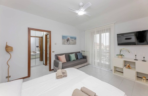 Maccagno Apartment | House Amelia Lake Maggiore.