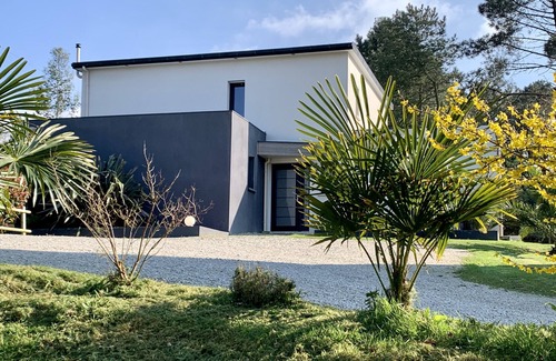 Landevennec House | House at the end of the world the sea on the Crozon peninsula Brittany