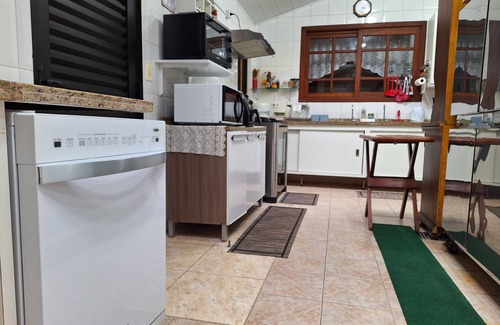 Costa do Sol House | HOUSE COAST OF SUN-BERTIOGA 3 SUITES 3WC PISC. 2 LAVABO- 200 MTS BEACH/WIFI