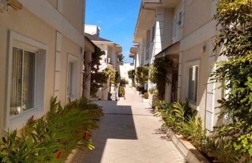 Jardim Vitoria House | HOUSE CONDOMINIUM CLOSED PÉ-NA-AREIA ENSEADA GUARUJÁ