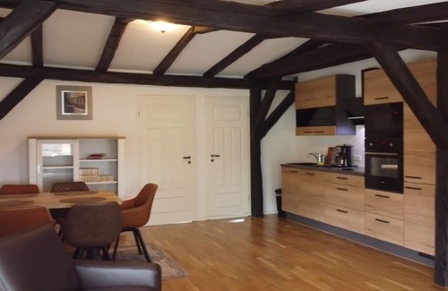 Klein Upahl Apartment | House