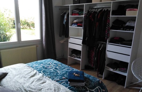 Montech House | House, entire accommodation, 3 bedrooms with private garden + swimming pool