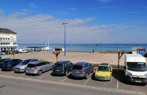 Langrune-sur-Mer House | House facing the sea 4 people