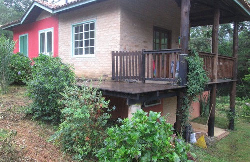 Goncalves Cottage | House for rent with beautiful view, furnished, annual or season.