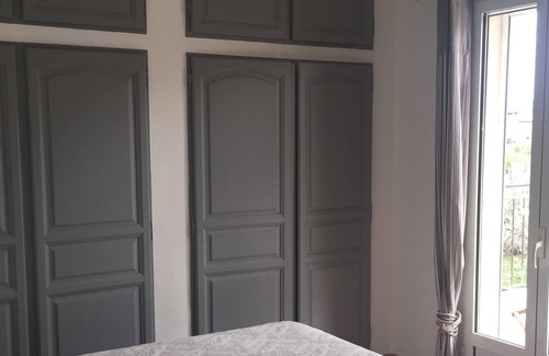 Sarrians House | HOUSE FULL OF CHARM IN PROVENCE, CALM, SUN PROVIDES SUMMER