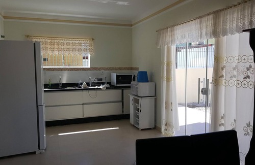 Ingleses Centro House | House gated community 80 meters from the sea