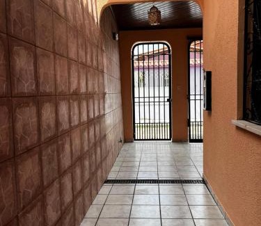 Marambaia House | House in a gated community