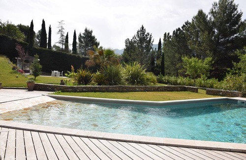 Vauvenargues House | House in Aix countryside with landscaped garden and pool .South of France