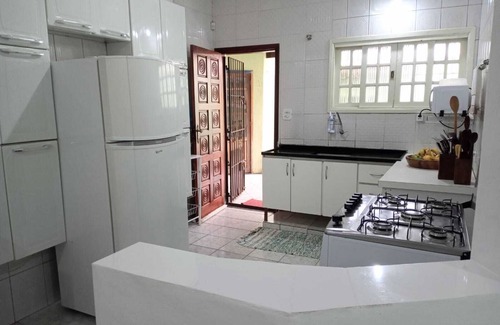 Itanhaem House | House in Belas Artes with 2 suites