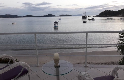 Governador Celso Ramos House | House in front of the sea