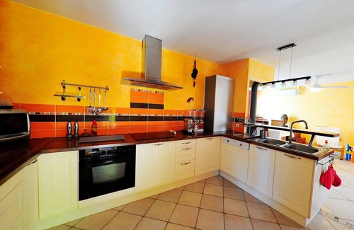 Saint-Martin-de-Crau Villa | House in Camargue