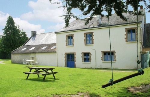 Clohars-Carnoet House | House in Clohars-Carnoët with Exotic Park