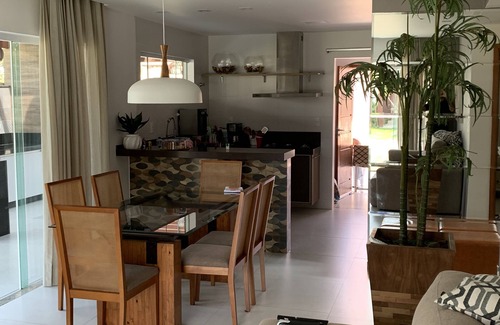 Praia Rasa House | House in Condominium