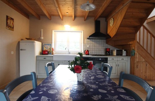 Herqueville Cottage | House in La Hague with enclosed garden, parking and pets allowed