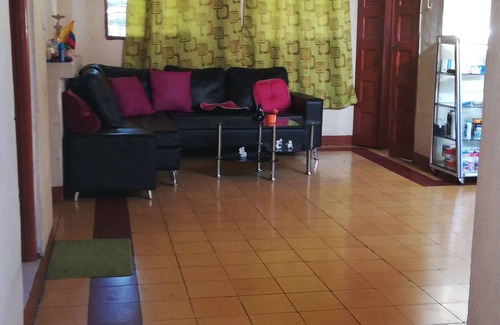 La Candelaria Bed & Breakfast | House in Medellin near Hospital el Metro station