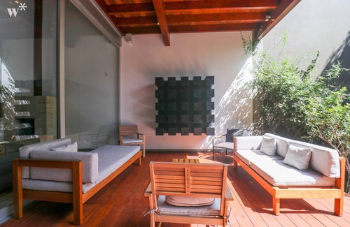 Miraflores House | House in Miraflores by Wynwood House