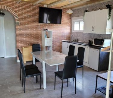 Aveinte House | House in nature with a spa and large garden