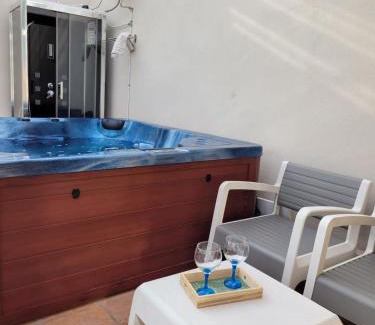 Aveinte House | House in nature with a spa and large garden