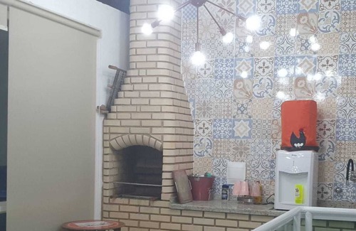 Mangaratiba House | House in Praia Grande overlooking the sea, 5 minutes from the beach and Wi-Fi.