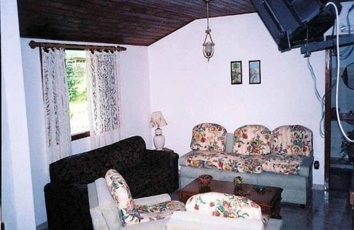 Resende House | House in Serrinha, near Penedo and very close to Camping Club do Brasil