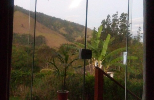 Sao Francisco Xavier Cottage | House in SFX with beautiful view and river in the backyard