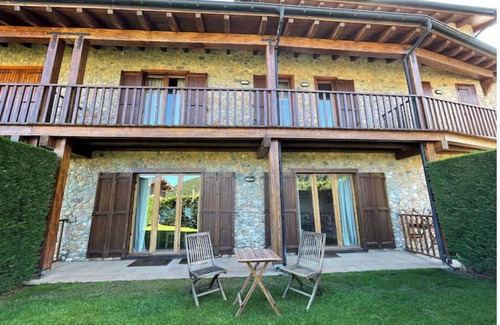 Riu de Cerdanya House | House in the middle of nature surrounded by mountains