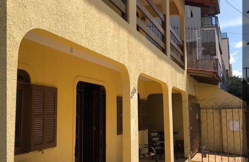 Centro House | House in the center of Baln. Camboriú, near the beach